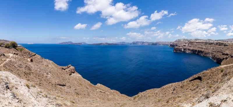 Panorama von der Caldera auf Santorini