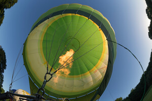 Heißluftballon von unten