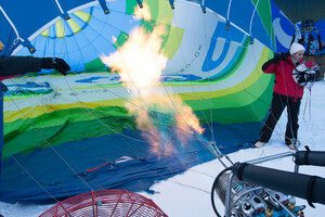Aufbauen eines Heißluftballons