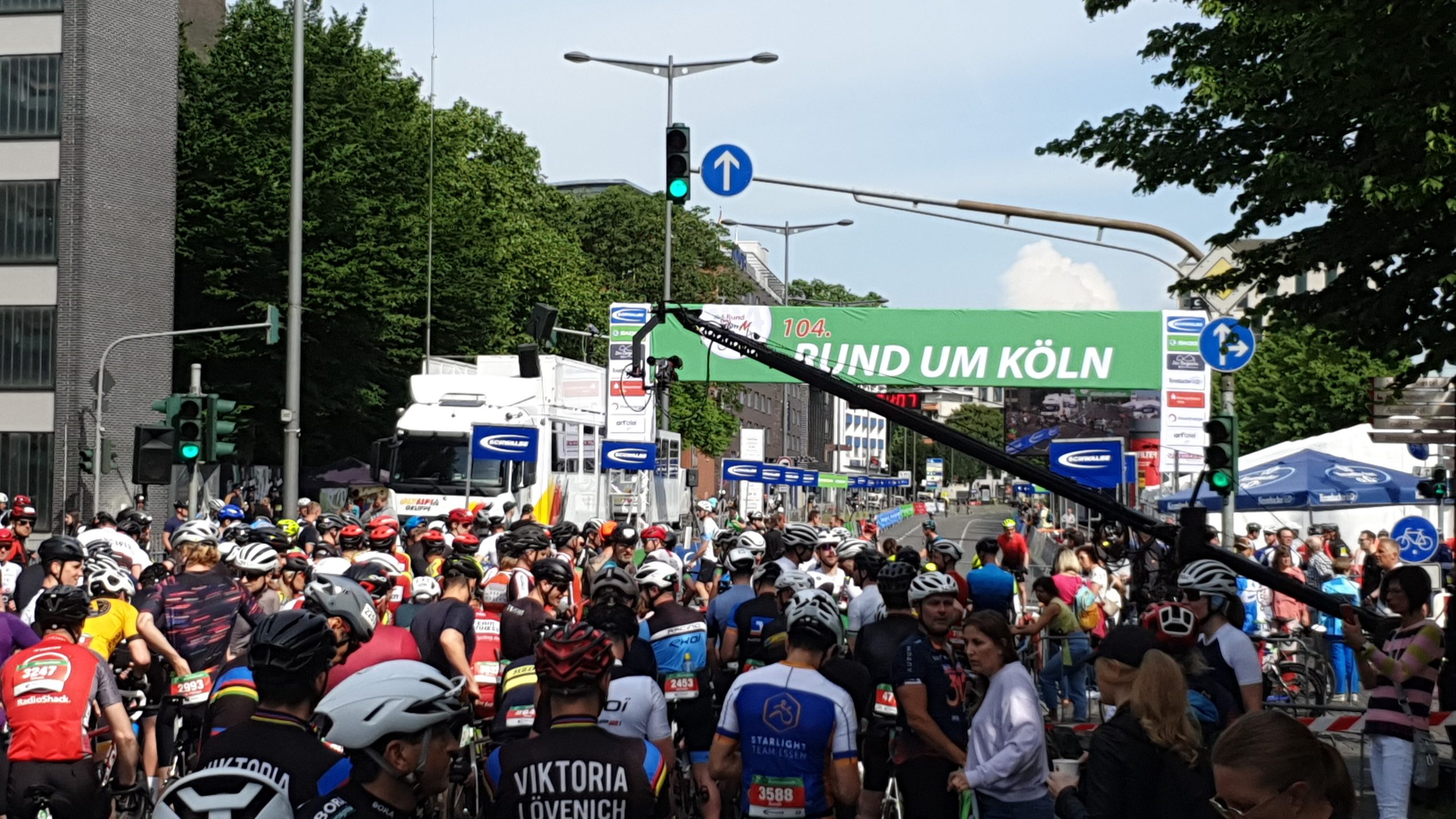 Radrennen "Rund um Köln" 2022 - Start-Ziel